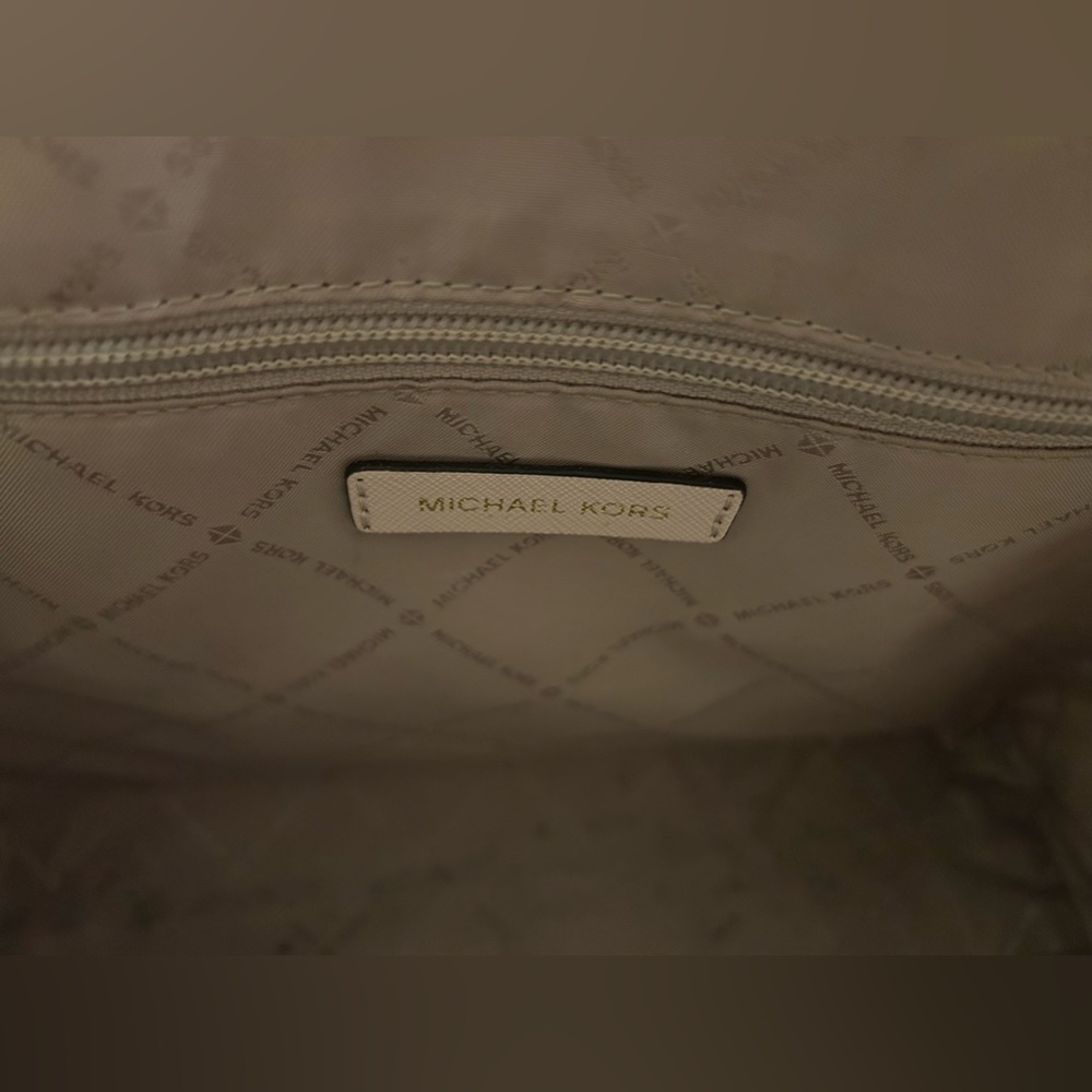 Michael Kors Ciara Large Saffiano Satchel - Picture 4 of 7